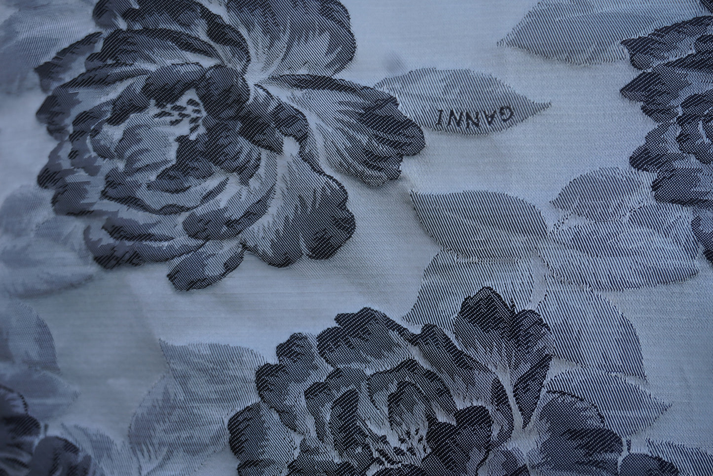 GANNI. Vestido mini azul jacquard floral