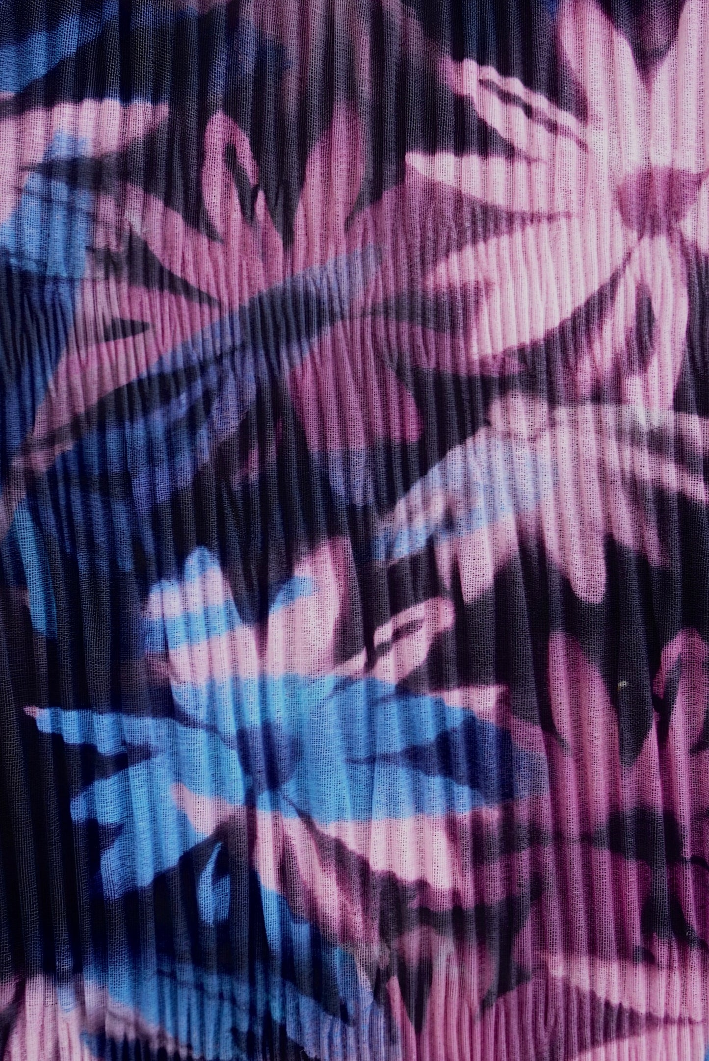 GANNI. Vestido midi georgette plisado