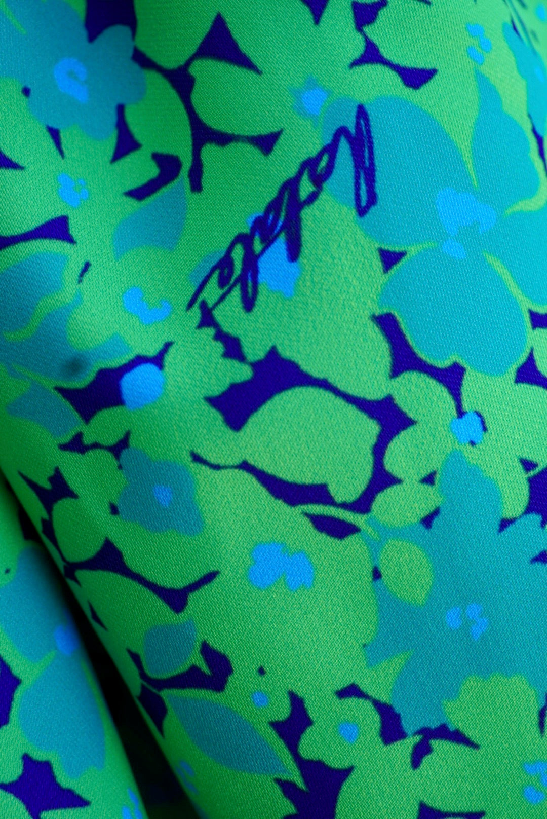 ROTATE. Vestido con mangas abullonadas