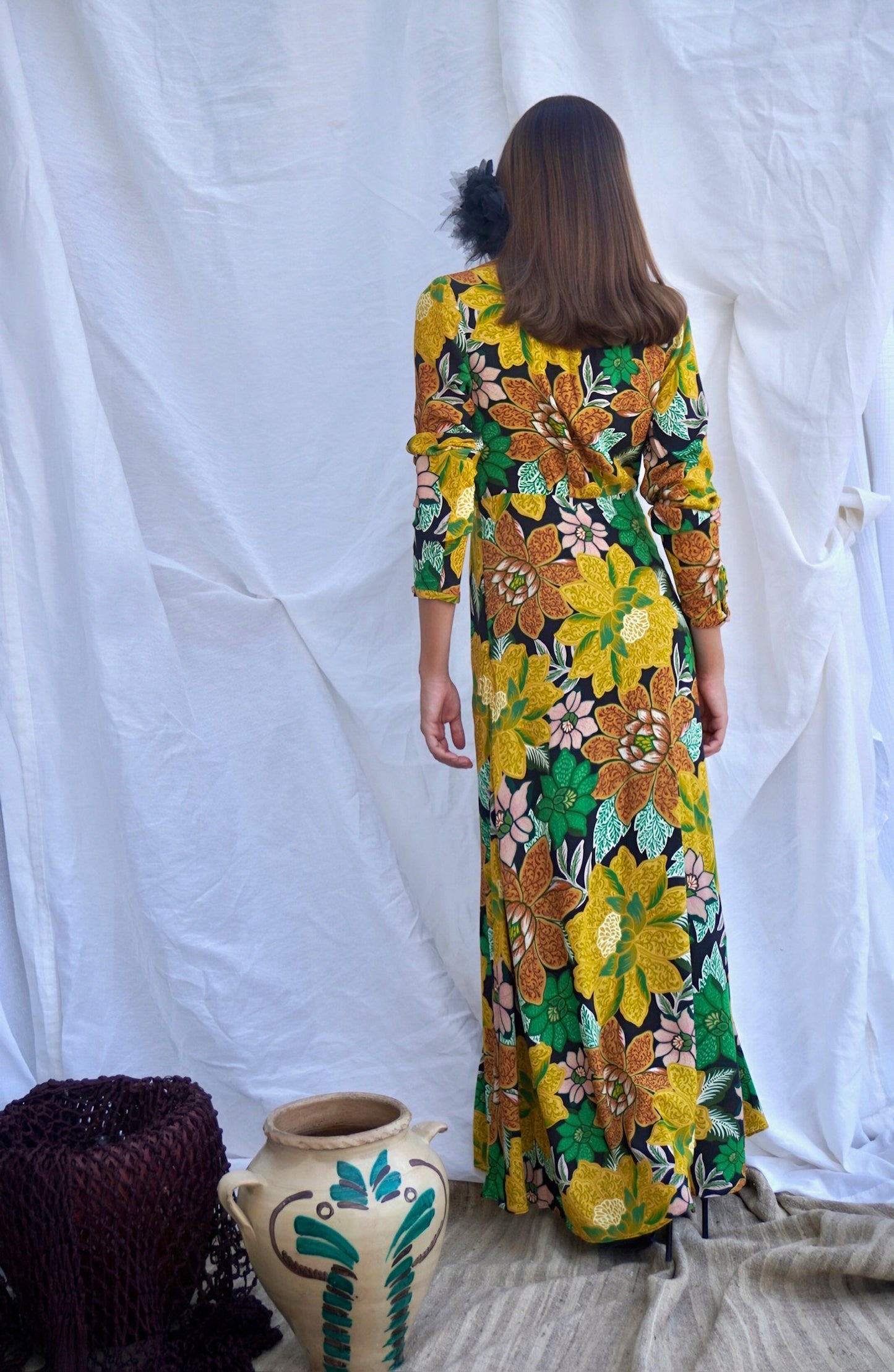 FARM RIO. Vestido midi en crepé efecto cruzado