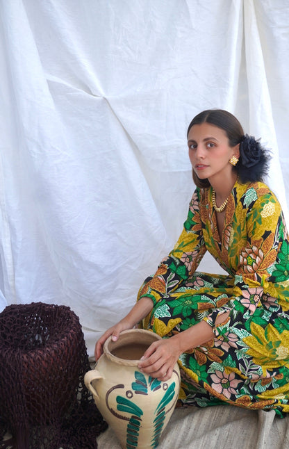 FARM RIO. Vestido midi en crepé efecto cruzado