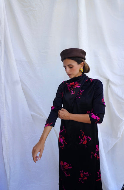 GANNI. Vestido midi en satén-crepé drapeado