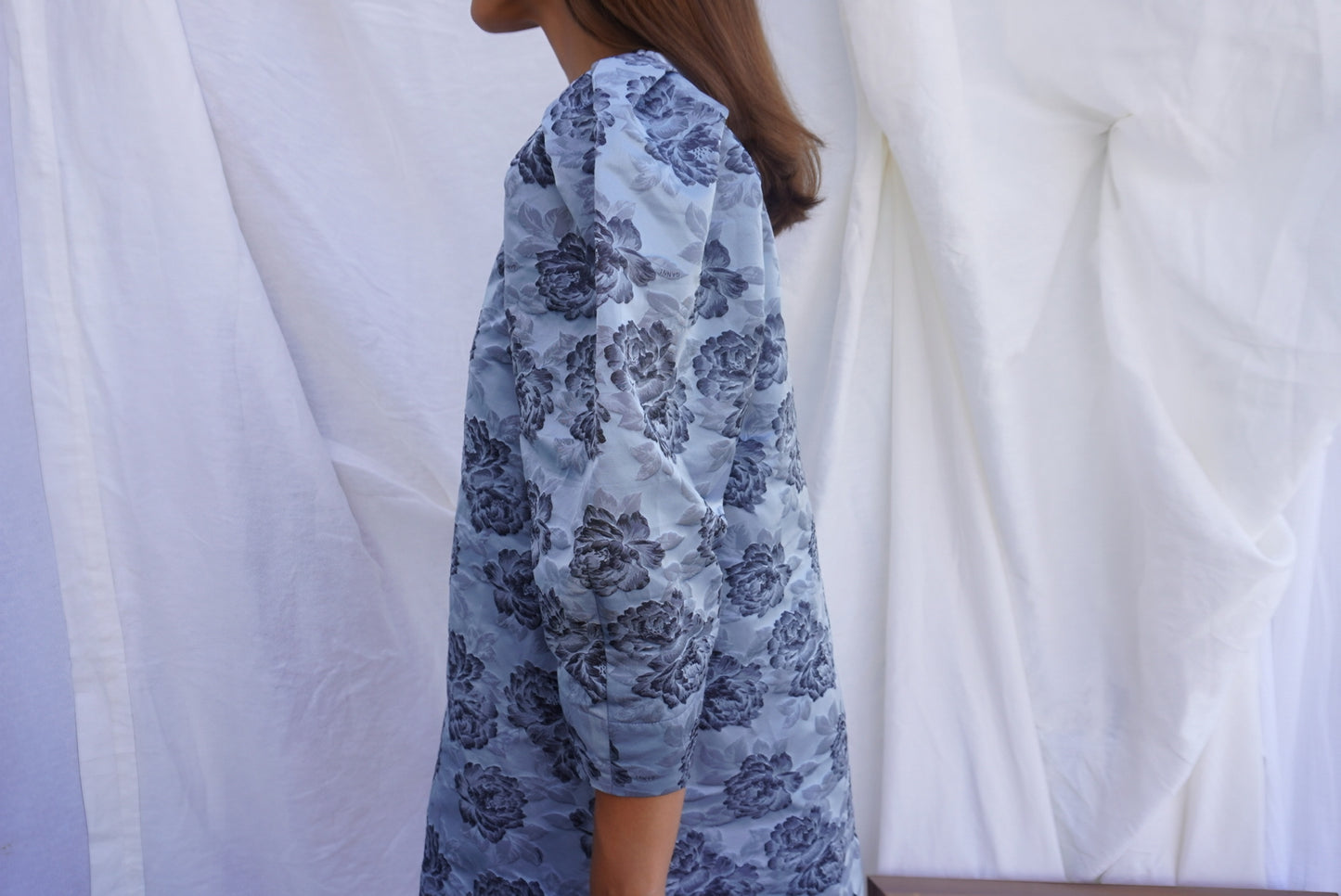 GANNI. Vestido mini azul jacquard floral