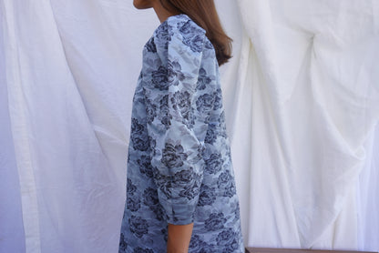 GANNI. Vestido mini azul jacquard floral