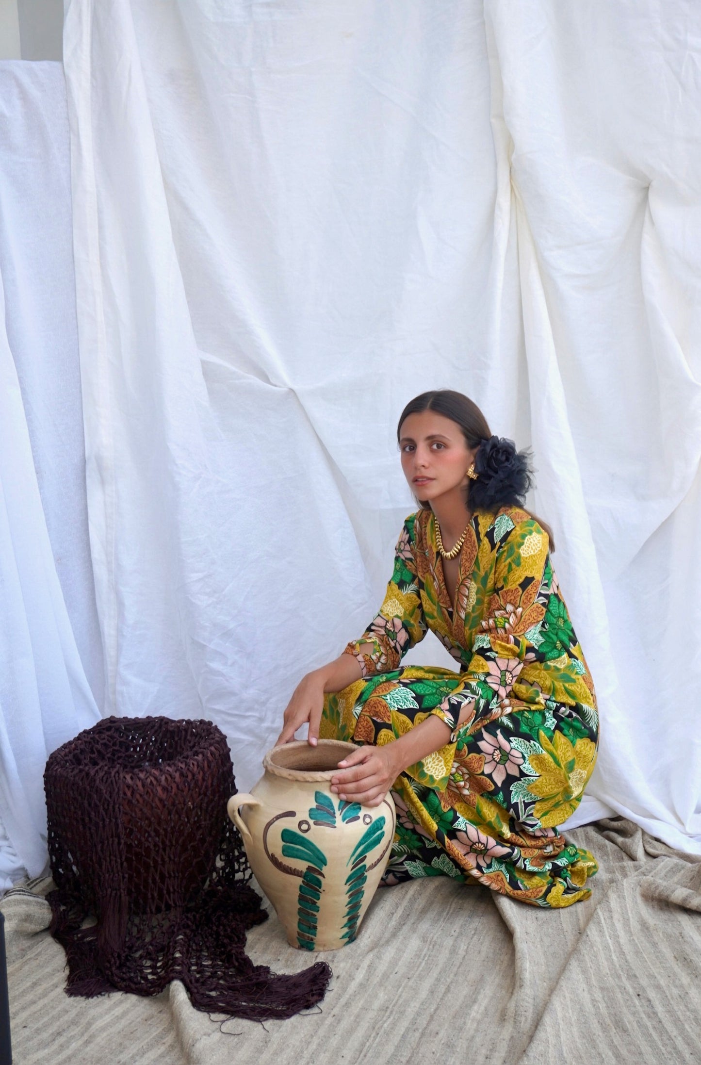 FARM RIO. Vestido midi en crepé efecto cruzado