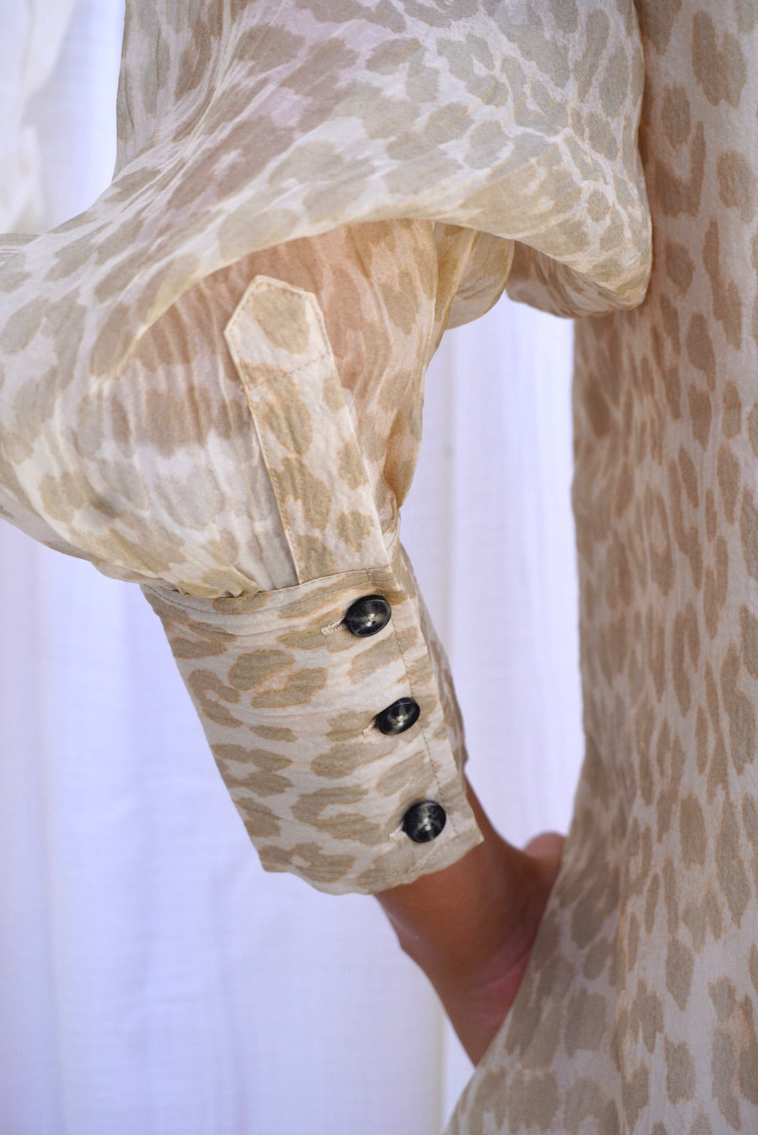 GANNI. Vestido mini de organza leopardo