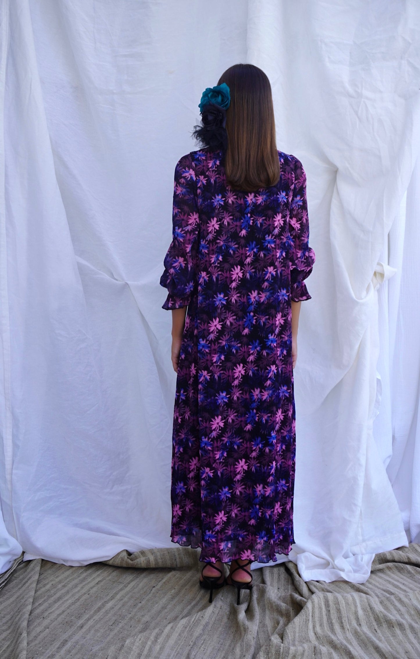 GANNI. Vestido midi georgette plisado