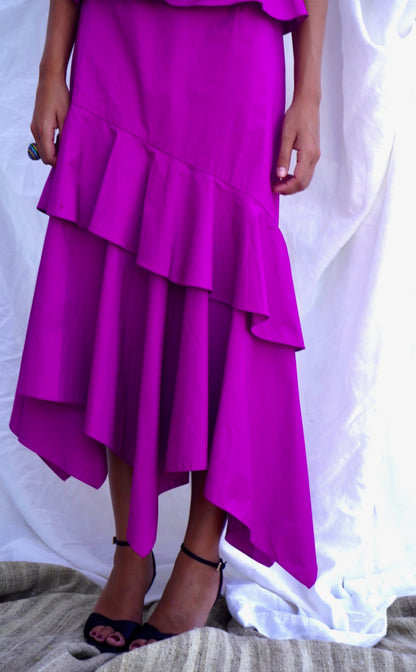 ULLA JOHNSON. Vestido midi volantes